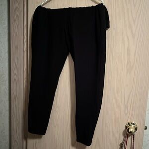 Denver Hayes from Marks Black leggings. Love these pants too narrow at ankles